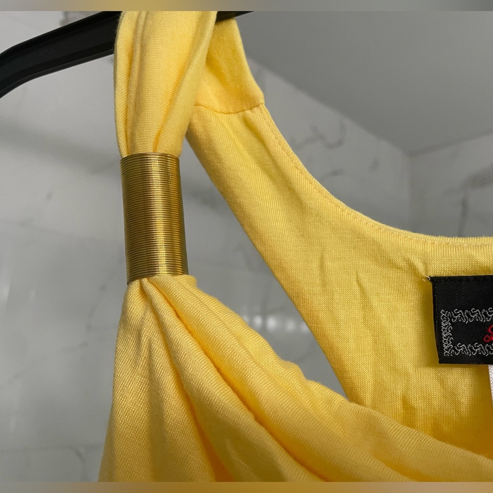 Woman's tank top - Picture 2 of 4